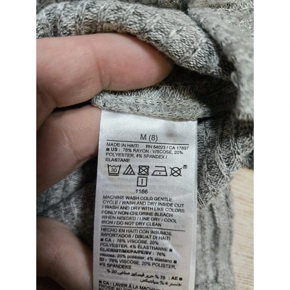 Old‎ Navy Kid Girl Ribbed Knit Soft Spun Knit Gray Long Sleeve Top Size Medium 8